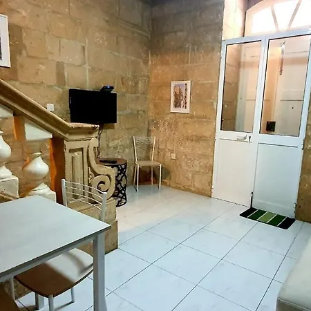 Lucia Townhouse * 瓦莱塔