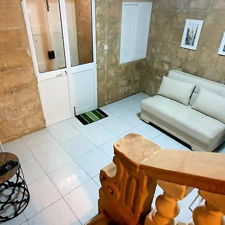 Lucia Townhouse * Valletta